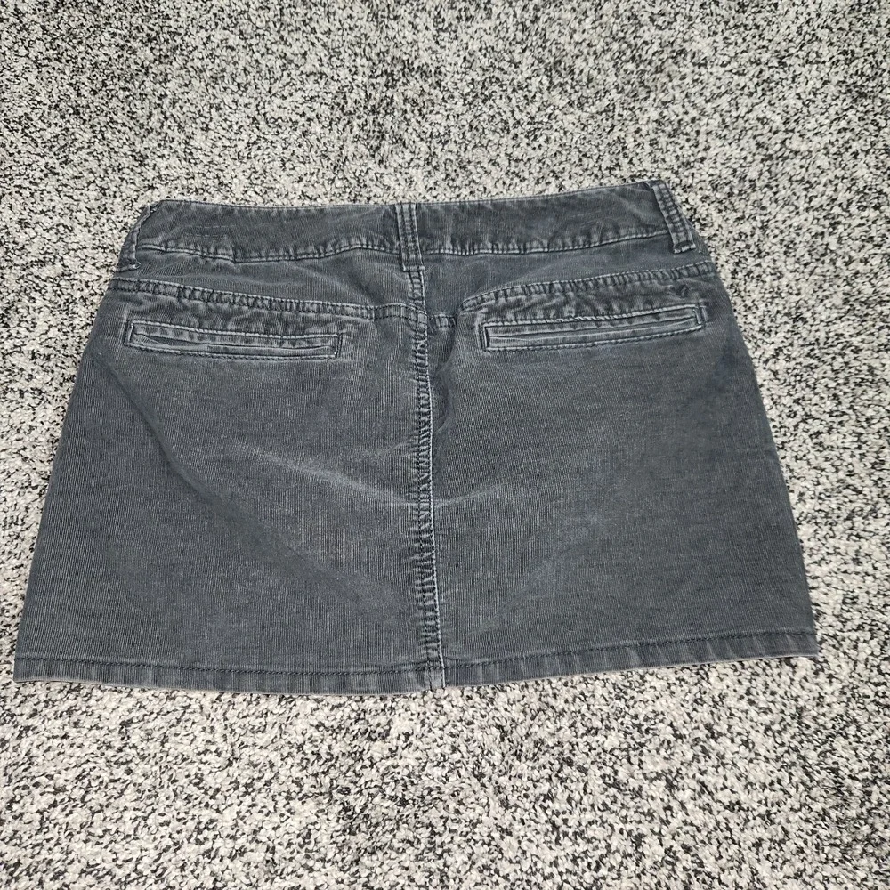 Y2k American eagle black corduroy Micro Mini skirt Grunge Punk Emo Gothic Sz 2 - Picture 7 of 7
